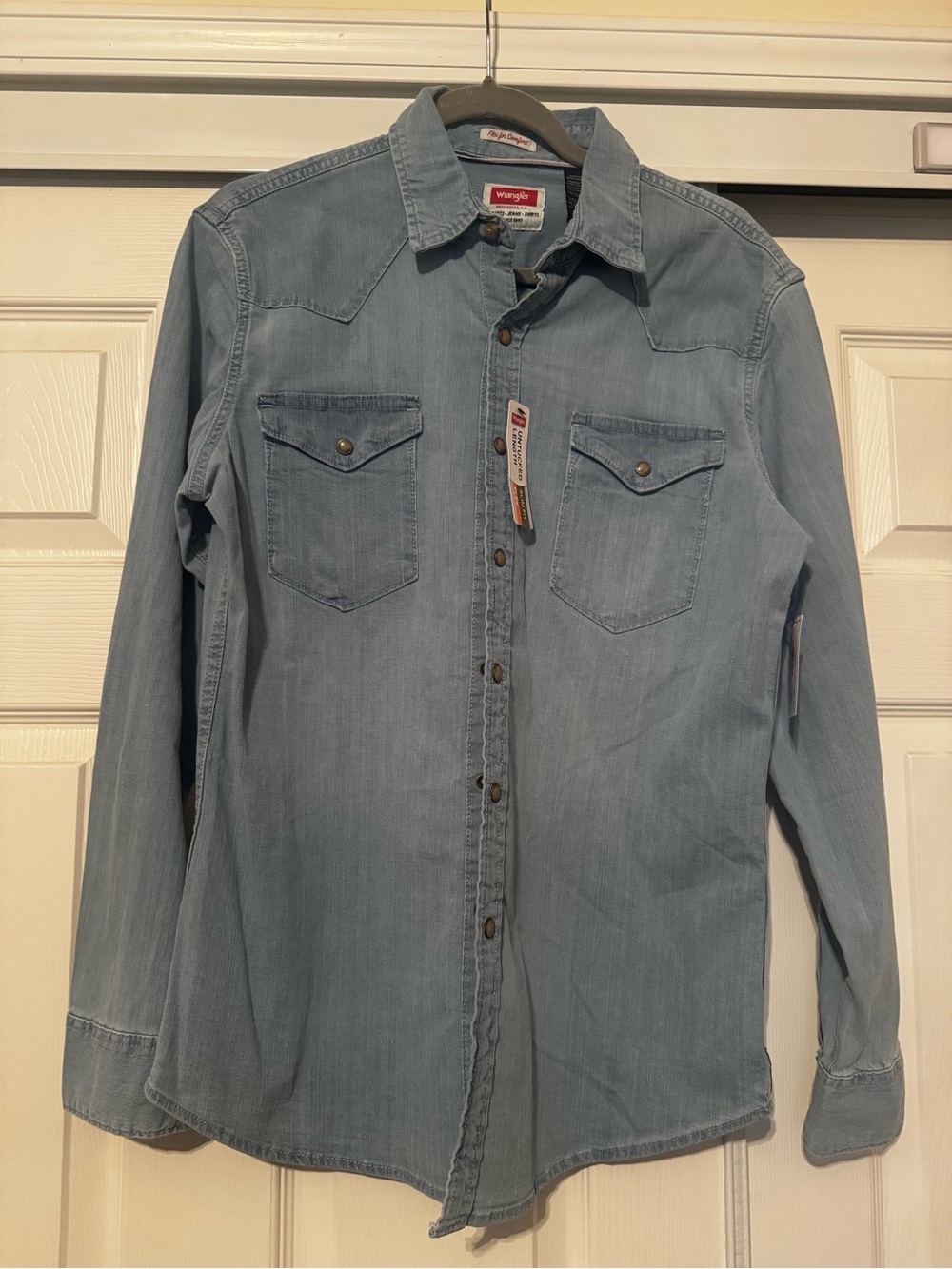 Wrangler Light Blue Denim Western Shirt with Snap Pockets
